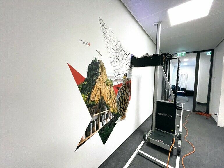 Innenraum mit dekorativer Wandfläche